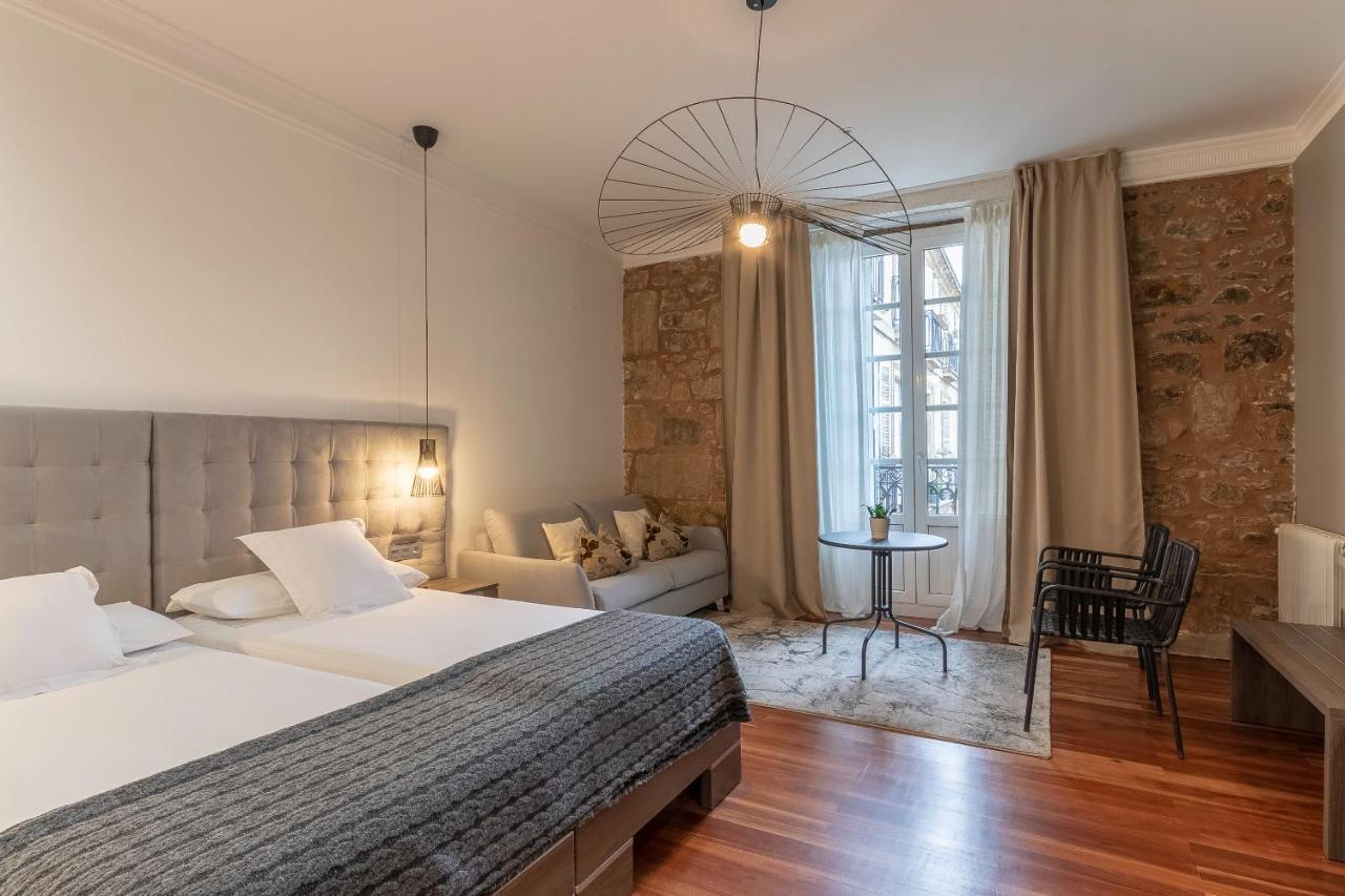 Habitaciones Apartamento B&B Plaza Nueva 8 Bilbao Dış mekan fotoğraf