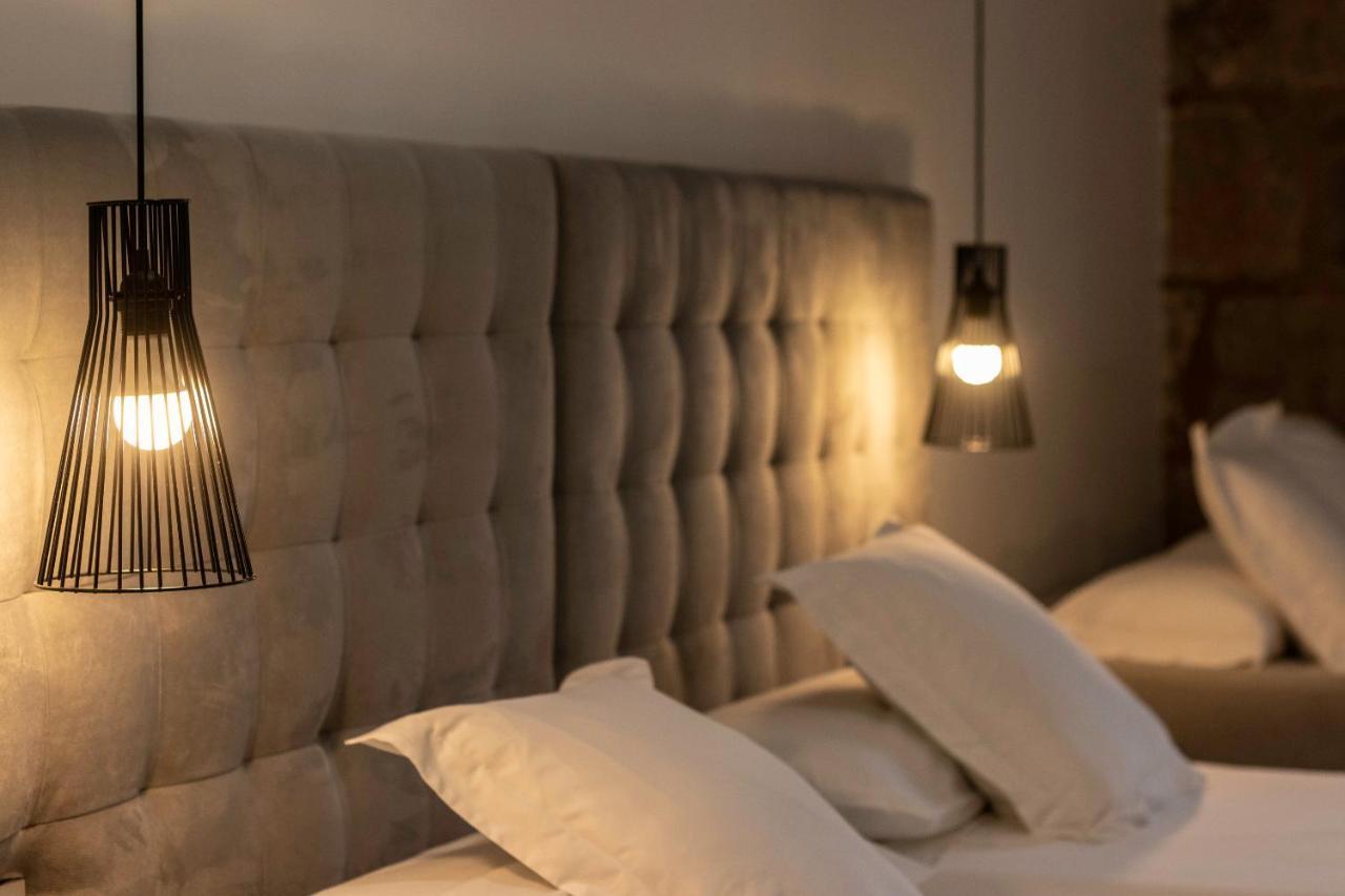 Habitaciones Apartamento B&B Plaza Nueva 8 Bilbao Dış mekan fotoğraf